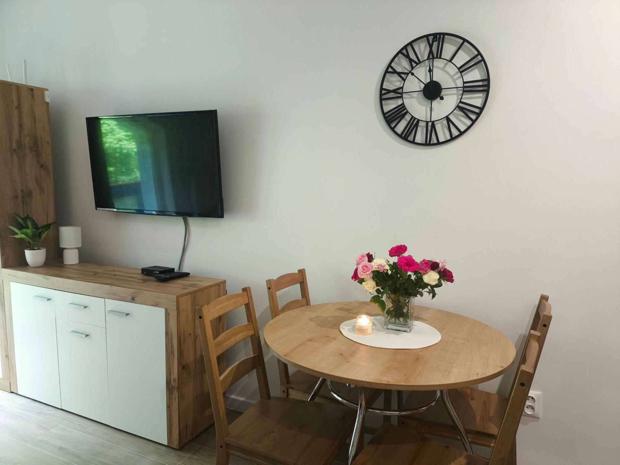 Apartman Ema Доновалы Экстерьер фото
