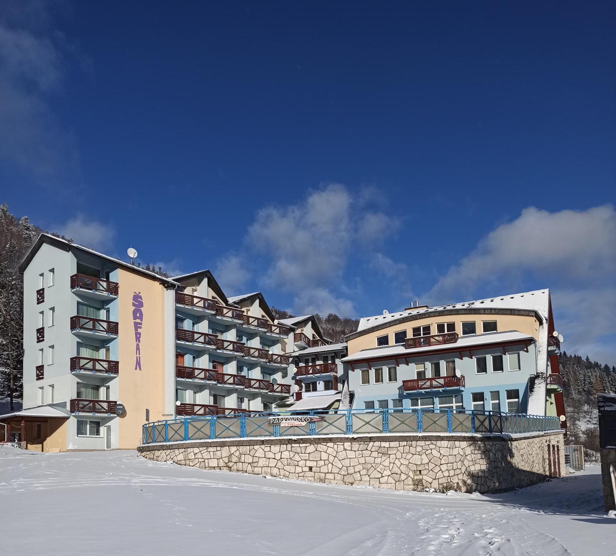 Apartman Ema Доновалы Экстерьер фото
